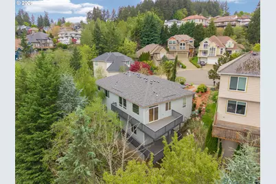 13728 SW 130th Pl, Tigard, OR 97223 - Photo 3
