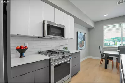 16489 NW Liberty St, Portland, OR 97229 - Photo 5