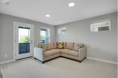 16489 NW Liberty St, Portland, OR 97229 - Photo 17