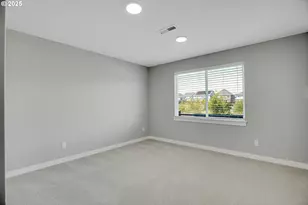 16489 NW Liberty St, Portland, OR 97229 - Photo 19