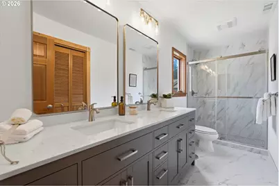 7025 SW Windemere Loop, Portland, OR 97225 - Photo 17