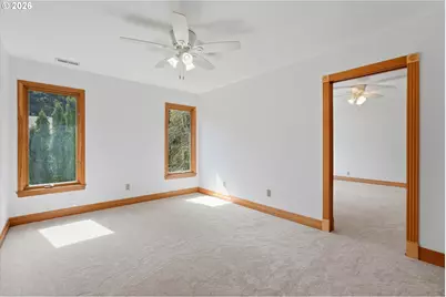 7025 SW Windemere Loop, Portland, OR 97225 - Photo 23