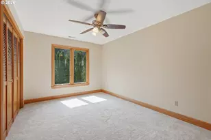7025 SW Windemere Loop, Portland, OR 97225 - Photo 23