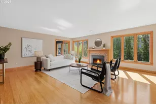 7025 SW Windemere Loop, Portland, OR 97225 - Photo 5