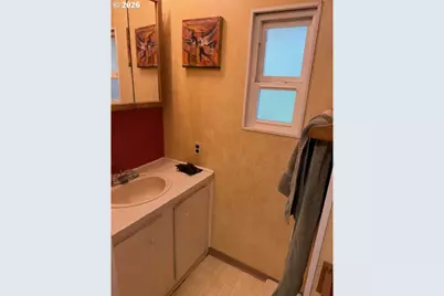 64294 Penny Rd, Coos Bay, OR 97420 - Photo 17