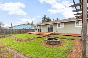 1122 SE Fir Grove Loop, Hillsboro, OR 97123 - Photo 21