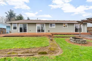 1122 SE Fir Grove Loop, Hillsboro, OR 97123 - Photo 9