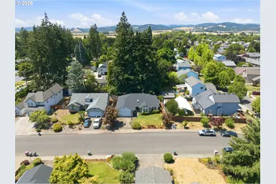 1679 SW Goucher St, McMinnville, OR 97128 - Photo 27