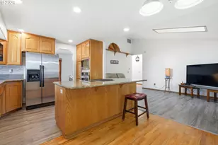 1679 SW Goucher St, McMinnville, OR 97128 - Photo 13