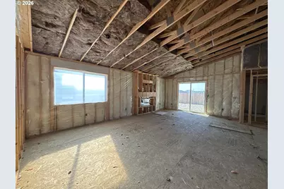 896 E Maple Brook Ave, Hermiston, OR 97838 - Photo 3