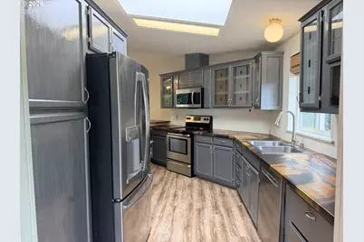 1600 Rhododendron Dr #439, Florence, OR 97439 - Photo 13