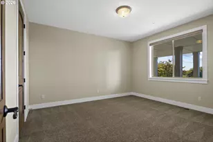 13857 SE Mountain Crest Dr, Happy Valley, OR 97086 - Photo 35