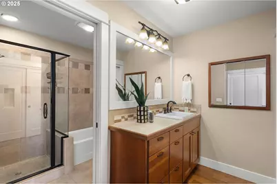6122 S Riverpoint Ln, Portland, OR 97239 - Photo 21
