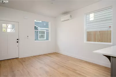 12088 SE Market St, Portland, OR 97216 - Photo 5
