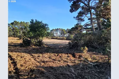 21st SW At Franklin Ave, Bandon, OR 97411 - Photo 11