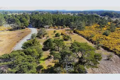 21st SW At Franklin Ave, Bandon, OR 97411 - Photo 3