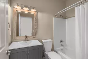 703 E Stonecreek Dr, La Center, WA 98629 - Photo 31