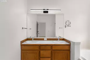 703 E Stonecreek Dr, La Center, WA 98629 - Photo 25