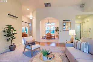 2225 Avengale Dr, Eugene, OR 97408 - Photo 13