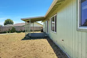 824 Kevin Pl, Brookings, OR 97415 - Photo 27