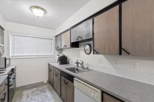 1773 NE 19th St, Gresham, OR 97030 - Photo 5