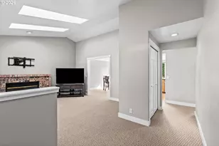 2788 Chad Dr, Eugene, OR 97408 - Photo 5