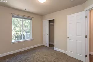 1680 NE Alameda Ave, Roseburg, OR 97470 - Photo 25