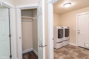 1680 NE Alameda Ave, Roseburg, OR 97470 - Photo 37