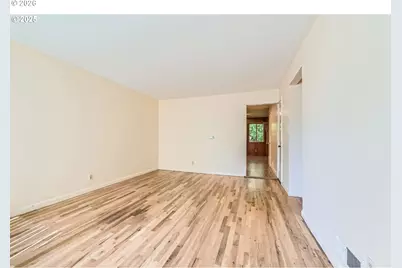 9832 N Van Houten Ave, Portland, OR 97203 - Photo 3