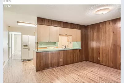 9832 N Van Houten Ave, Portland, OR 97203 - Photo 5