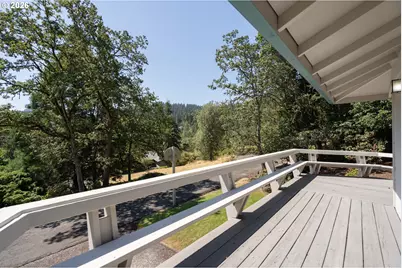 4072 Normandy Way, Eugene, OR 97405 - Photo 9