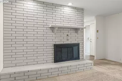 5329 Donald St, Eugene, OR 97405 - Photo 9