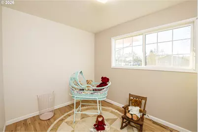 1168 Pleasant St, Springfield, OR 97477 - Photo 11