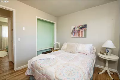 1168 Pleasant St, Springfield, OR 97477 - Photo 17