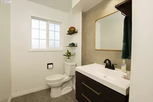 1168 Pleasant St, Springfield, OR 97477 - Photo 13