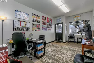 356 S Broadway St, Estacada, OR 97023 - Photo 3