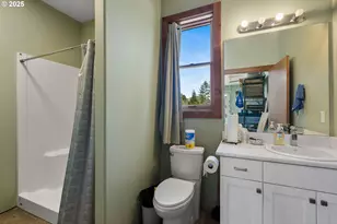 5795 Hubbard Creek Rd, Umpqua, OR 97486 - Photo 43