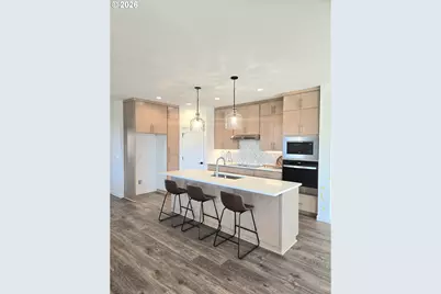 169 E Airedale Ave, La Center, WA 98629 - Photo 5