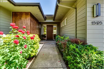 1595 Victorian Way, Eugene, OR 97401 - Photo 3