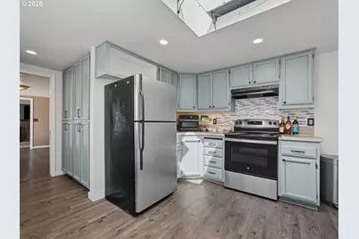 56 NE 192nd Ave, Portland, OR 97230 - Photo 11