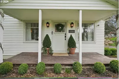 15546 SE Clatsop St, Happy Valley, OR 97086 - Photo 3