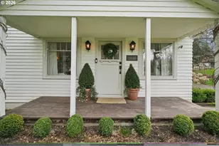 15546 SE Clatsop St, Happy Valley, OR 97086 - Photo 3