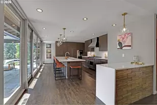 3619 SW 50th Ave, Portland, OR 97221 - Photo 17