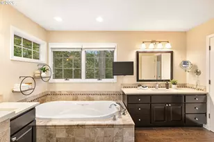 5312 Amberwood Ct, Lake Oswego, OR 97035 - Photo 31