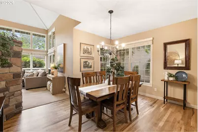 5312 Amberwood Ct, Lake Oswego, OR 97035 - Photo 9