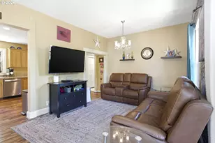 5323 SE 13th Ct, Gresham, OR 97080 - Photo 9