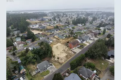 00 Ash St, North Bend, OR 97459 - Photo 3