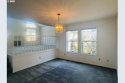 325 N Peacock Ct, Newberg, OR 97132 - Photo 3