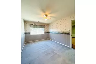 325 N Peacock Ct, Newberg, OR 97132 - Photo 11