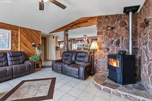 969 SW Crestview Rd, Prineville, OR 97754 - Photo 9